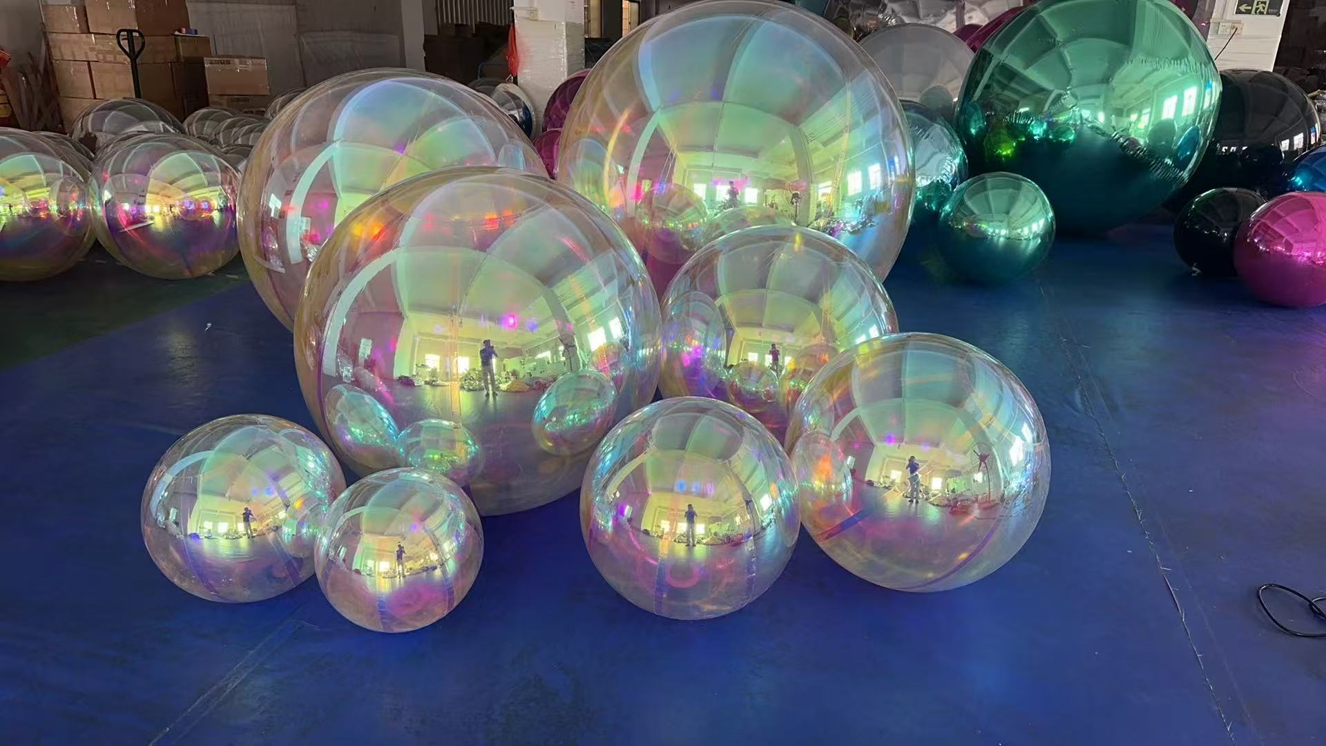 Iridescent Party Mirror Balloon