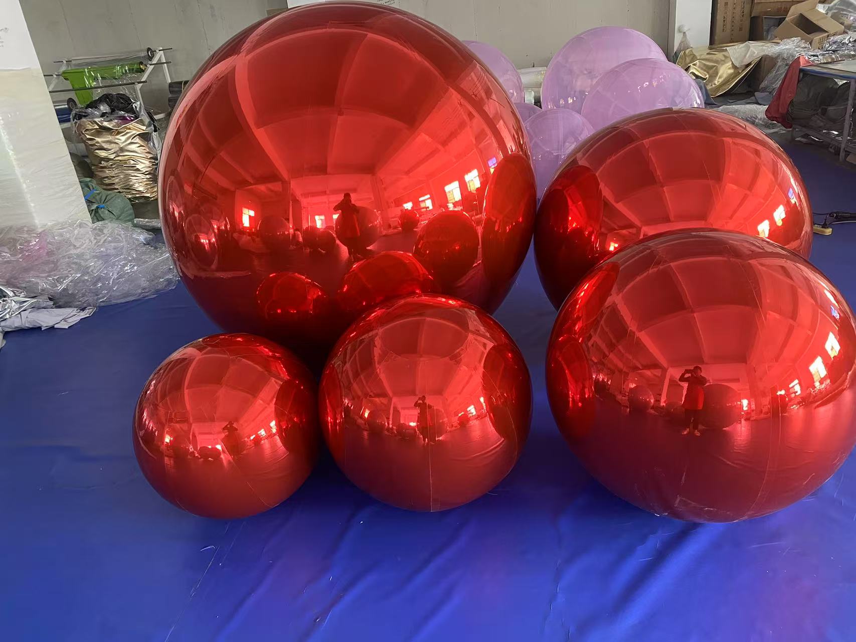 Red Mirror Balloon - Inflatable Reflective Sphere for Wedding Party Decoration